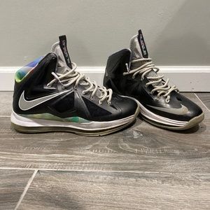 Nike Shoes / Lebron 10 Prisms